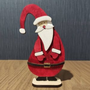 Фигурка Деда Мороза из фанеры