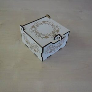 Коробка для украшений
