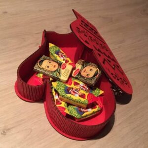 Подарочная коробка варежка