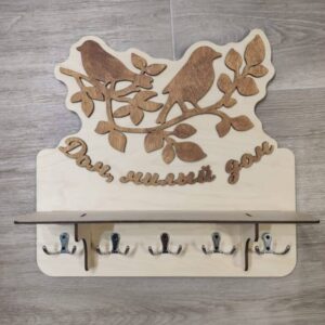 Вешалка ключница с полкой